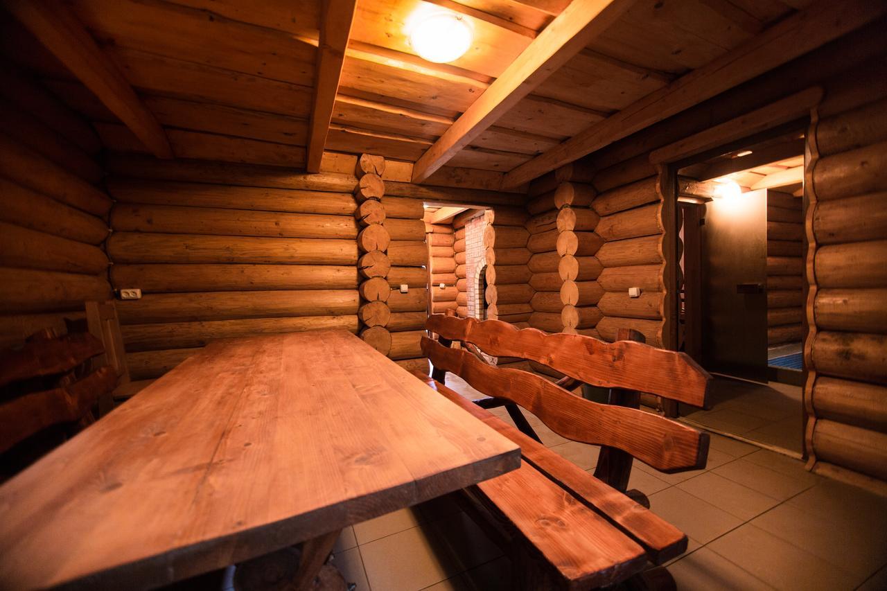 Vovk Gasthaus Sinjak Exteriör bild